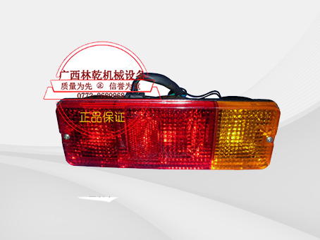 32B0037  左后小灯